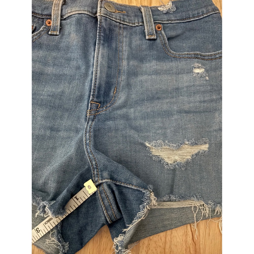 Levi's Denim Shorts Distressed Raw Hem Casual Blue Size 26 - Picture 6 of 6